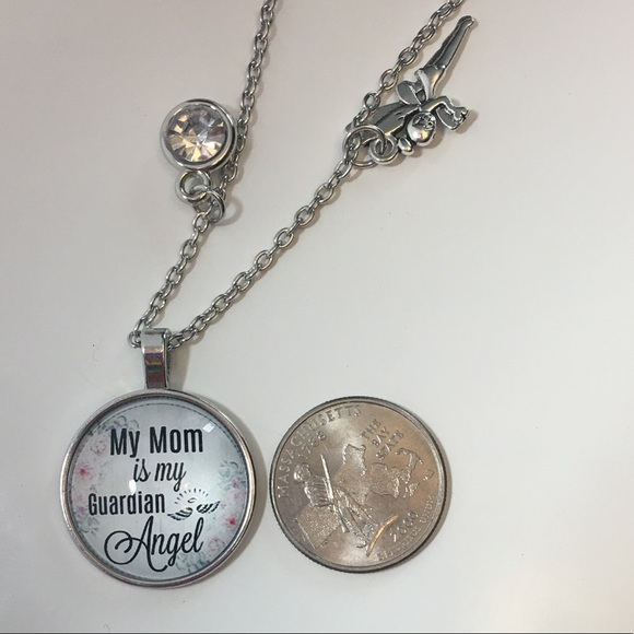 (C3) My Mom is my Guardian Angel Necklace - Picture 4 of 7